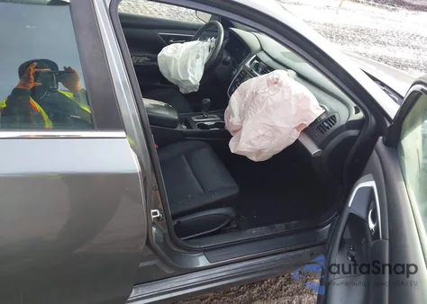 2016 Nissan Altima 2.5/2.5 S/2.5 Sl/2.5 Sr/2.5 Sv z USA, uszkodzony, nr VIN 1N4AL3AP7GN368994